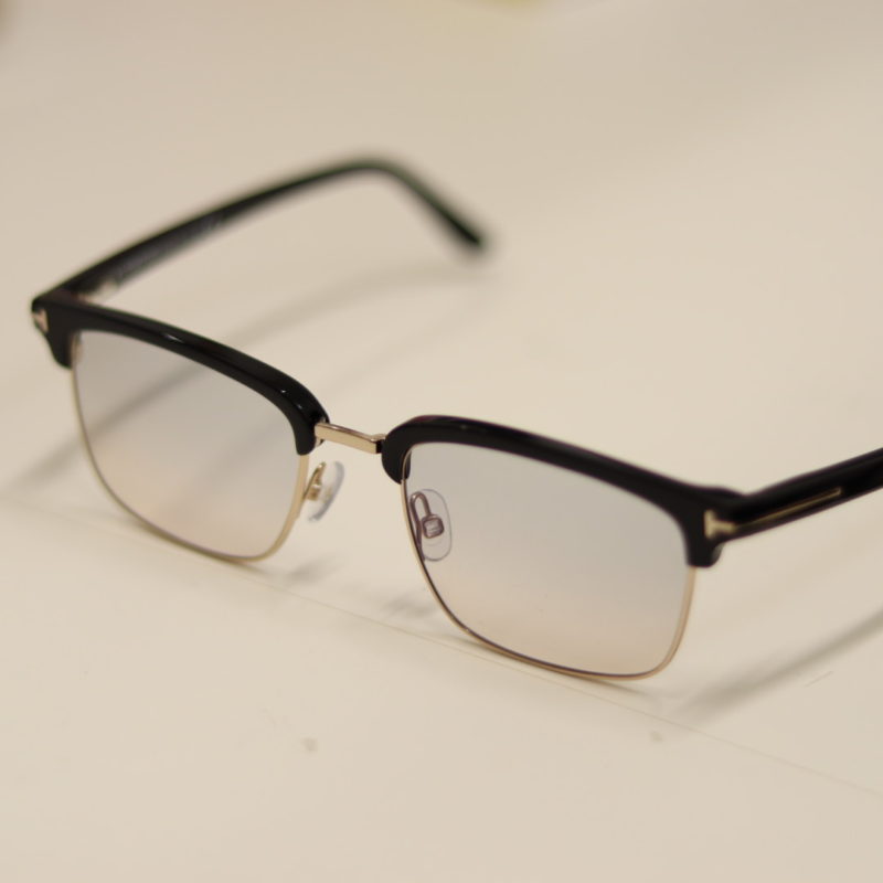人気・注目のメガネ「 トムフォード 5504 001」｜山口県光市の藤田眼鏡店